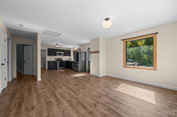 675 Rocky Top RD, Pacific, MO 63069