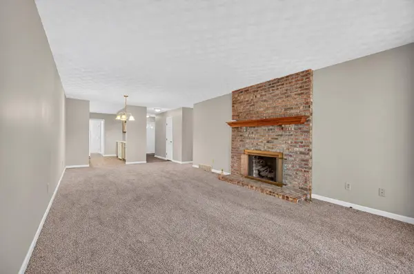 9 Meadow Trail W #9, Dekalb, IL 60115