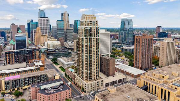 100 3rd AVE S #3302, Minneapolis, MN 55401