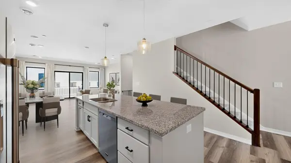 5237 Harvest Square PL NW, Rochester, MN 55901