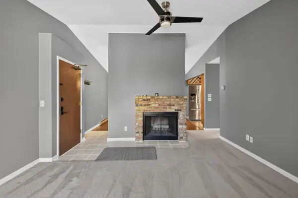 300 Shelard Pkwy #307, Saint Louis Park, MN 55426