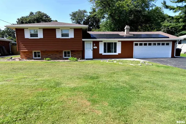 1614 SPRINGFIELD RD, East Peoria, IL 61611