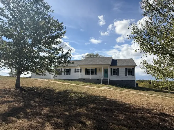 352 Pinewood Ln, Mcminnville, TN 37110