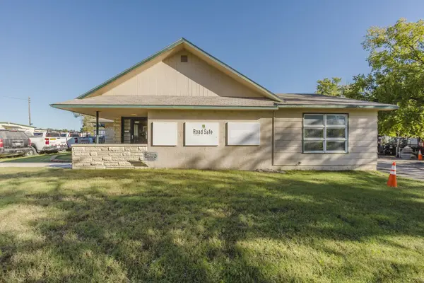 1224 W 6th, El Dorado, KS 67042