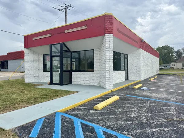 906 S Rangeline RD, Joplin, MO 64801