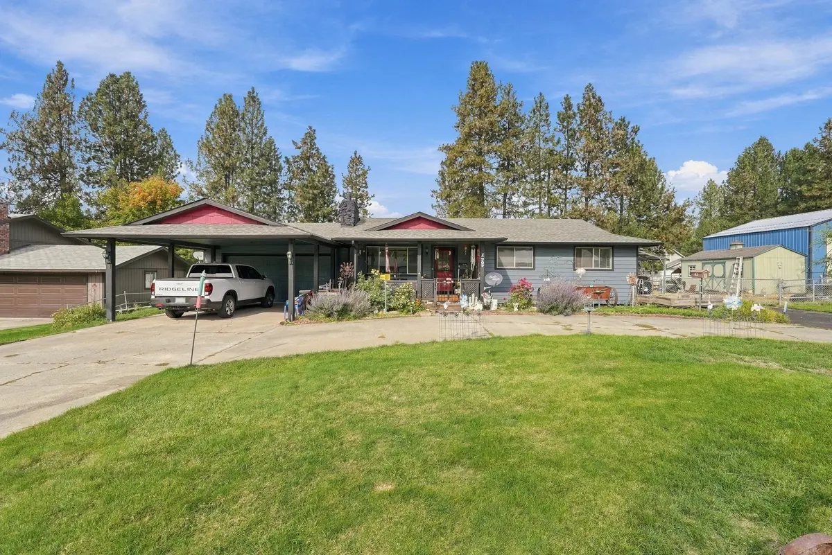 707 E Crawford Ave, Deer Park, WA 99006