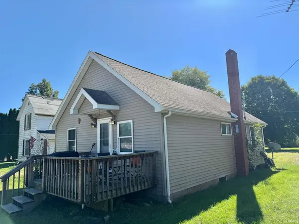 226 E South ST, Yeoman, IN 47997