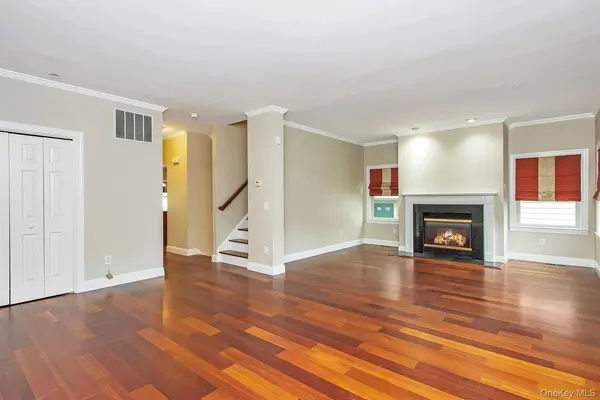 278 Church ST, White Plains, NY 10603