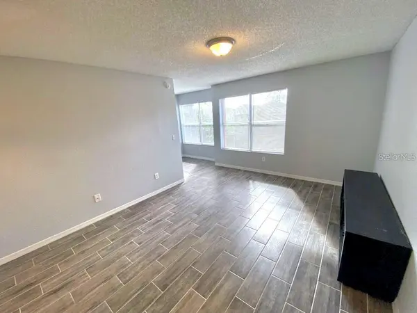 5152 CONROY RD #1324, Orlando, FL 32811