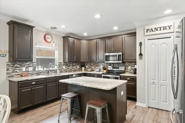 724 PATACHES PL, Groveland, FL 34736