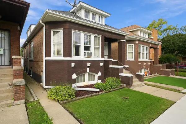 5708 S Richmond ST, Chicago, IL 60629