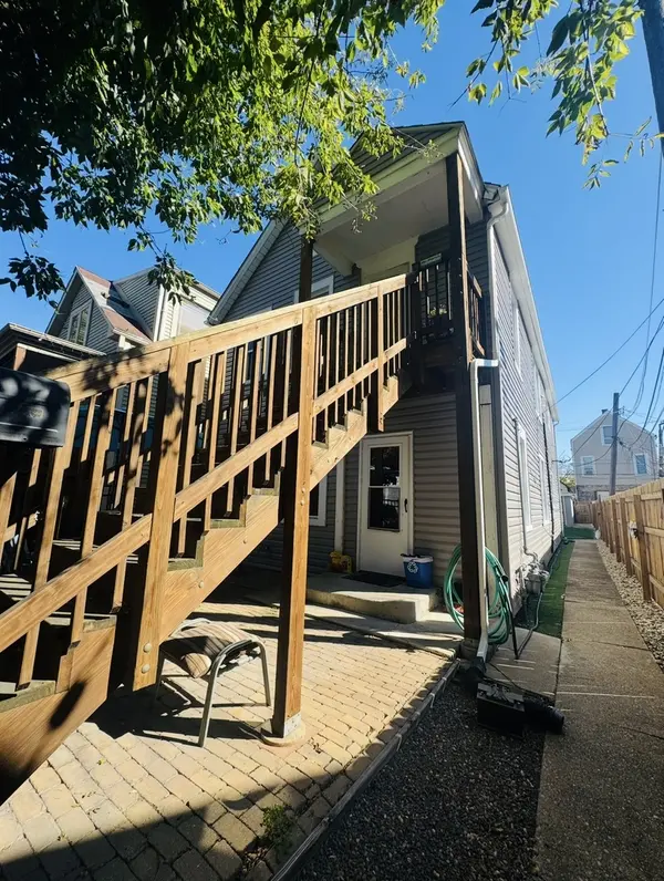 3339 S Artesian AVE, Chicago, IL 60608