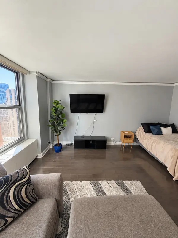 777 N Michigan AVE #3102, Chicago, IL 60611