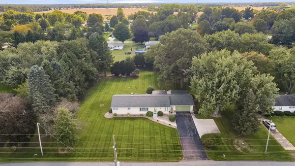 412 W 250, La Porte, IN 46350