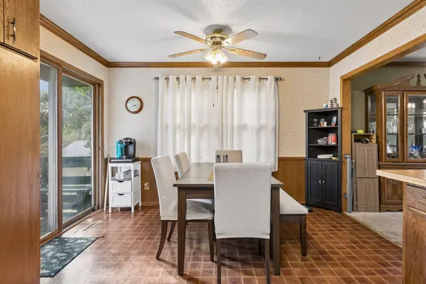 750 Viking DR E, Maplewood, MN 55117