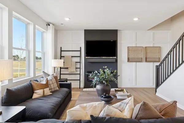 15156 Amber Fields BLVD, Rosemount, MN 55068