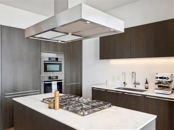 210 Lavaca ST #3110, Austin, TX 78701