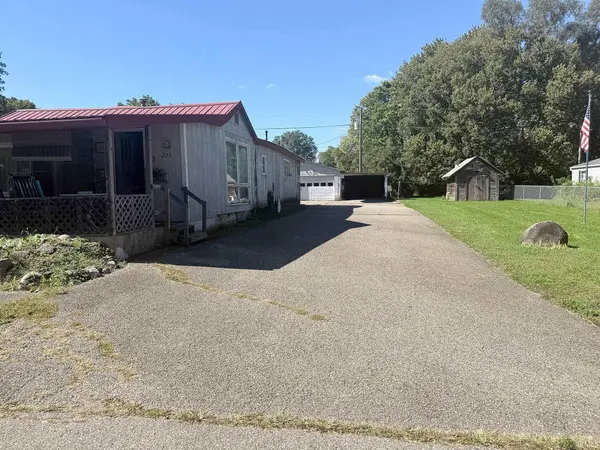 223 Hammon ST, Logansport, IN 46947-4640