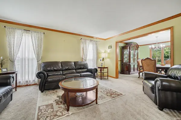 52480 Woodington CT, Granger, IN 46530