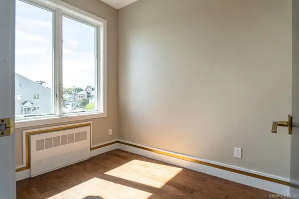 18 Twin AVE #304, Spring Valley, NY 10977