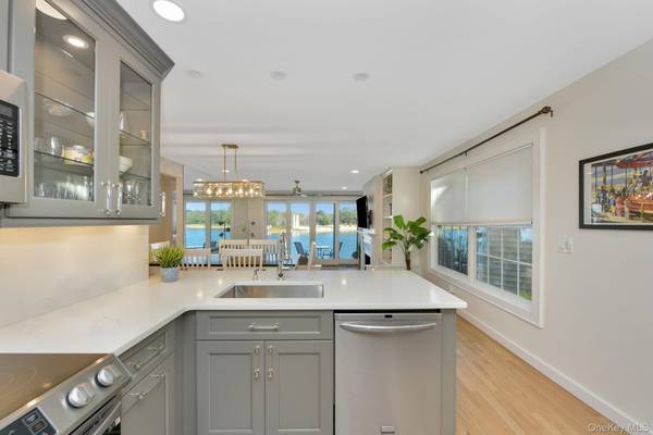 42 Stirling CV #A, Greenport, NY 11944