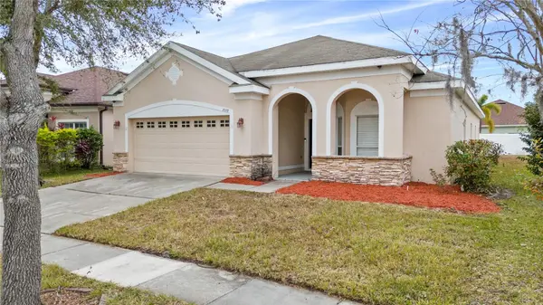 2078 MARSH HAWK DR, Orlando, FL 32837