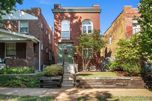 4133 Connecticut ST, St Louis, MO 63116
