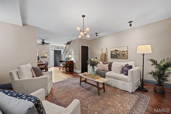 4133 Connecticut ST, St Louis, MO 63116