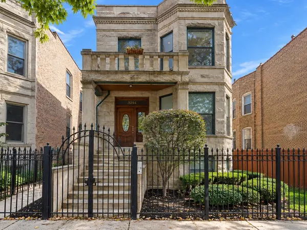 3244 W Potomac AVE W, Chicago, IL 60651
