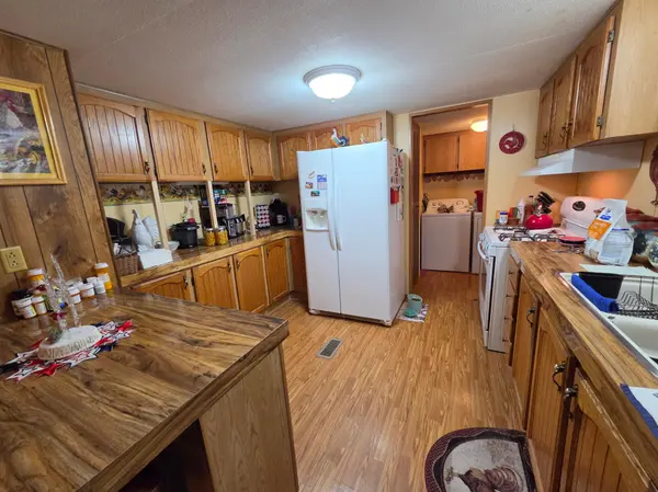 9512 W Sandpiper DR, Blaine, MN 55434