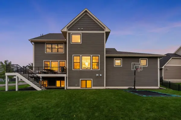 16513 Duluth TRL, Lakeville, MN 55044