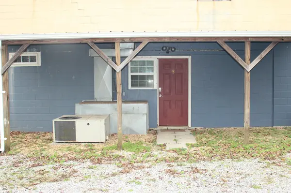 5226 Old Nashville Hwy, Mcminnville, TN 37110