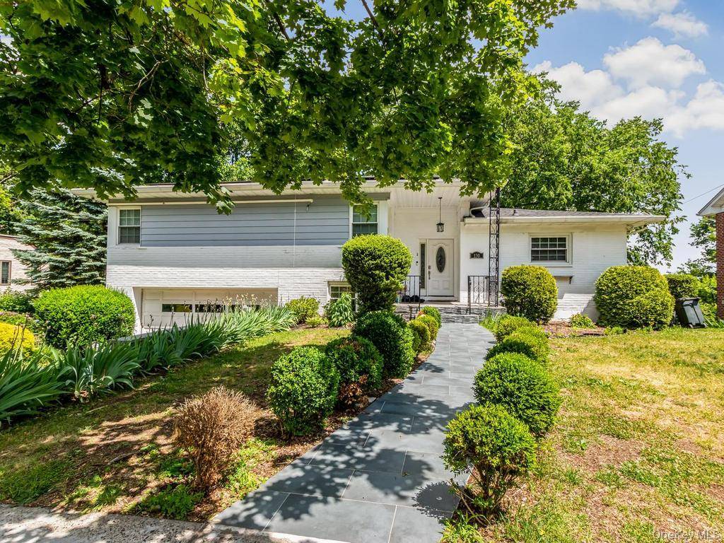 130 LaSalle DR, Yonkers, NY 10710