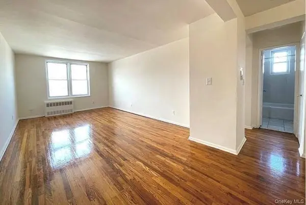 42-25 65th PL #4G, Woodside, NY 11377