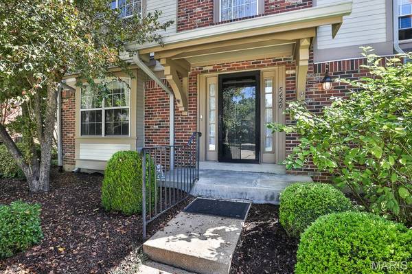 5420 Kenrick Parke DR, St Louis, MO 63119