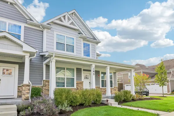 285 Didier CT, Buffalo Grove, IL 60089