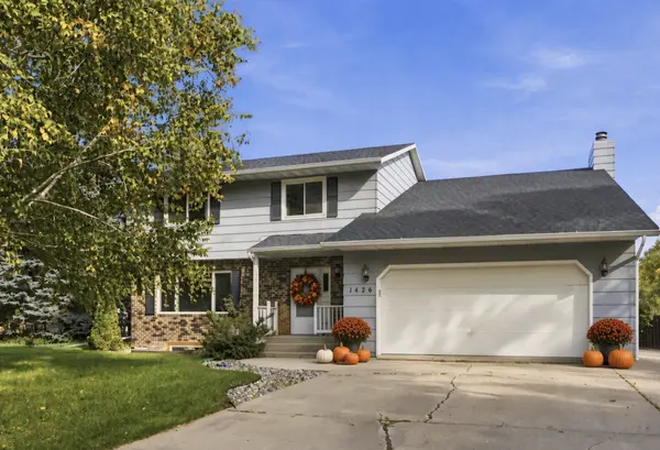1426 23rd ST S, Fargo, ND 58103