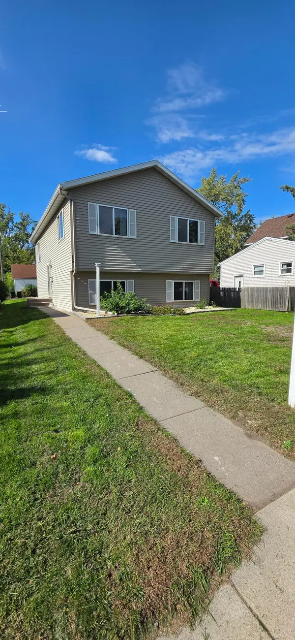 151 9th AVE N, Waite Park, MN 56387