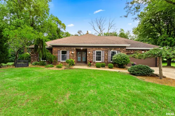 134 RUE VUE DU LAC, East Peoria, IL 61611