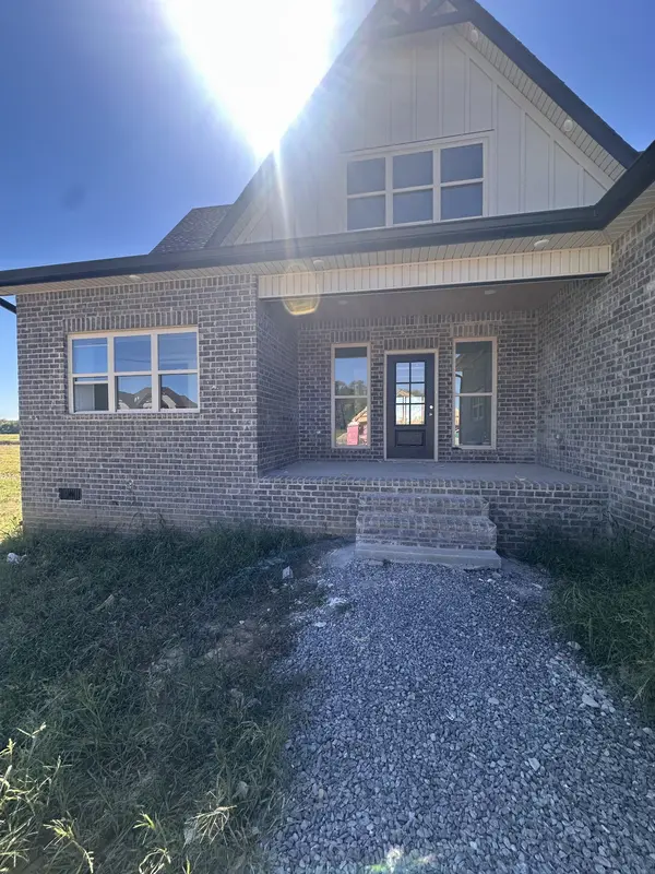4949 Royal View Way, Clarksville, TN 37040