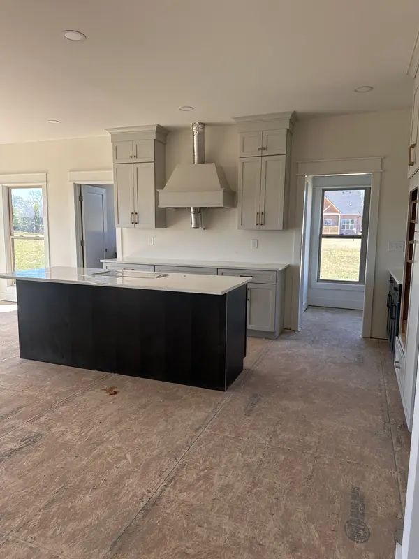 4949 Royal View Way, Clarksville, TN 37040