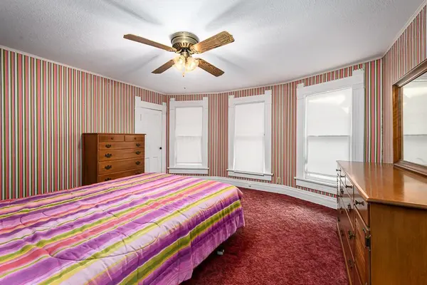 847 Tauromee AVE, Kansas City, KS 66101