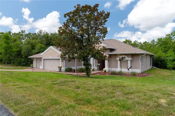 12 HACKBERRY DR, Homosassa, FL 34446