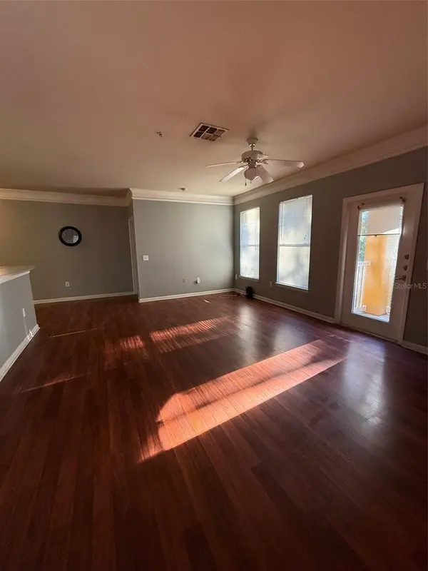 8818 VILLA VIEW CIR #307, Orlando, FL 32821