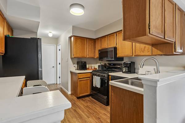 15713 Danford LN, Orland Park, IL 60462