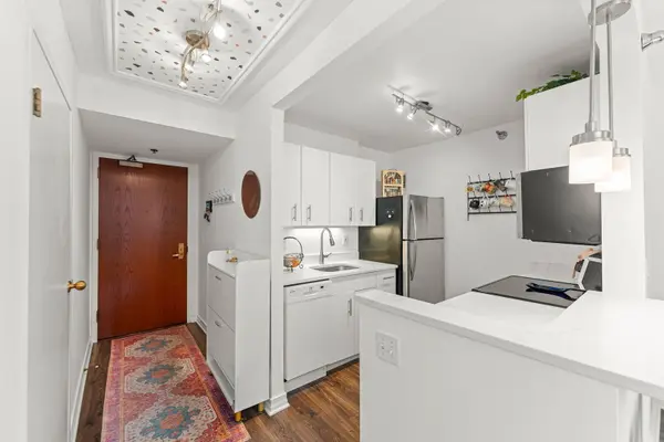 401 E Ontario ST #806, Chicago, IL 60611