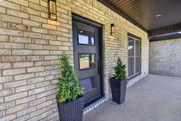 420 Sandhill Rd, Martin, TN 38237