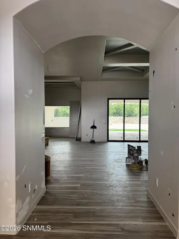 7554 Dominiques PL, Las Cruces, NM 88007