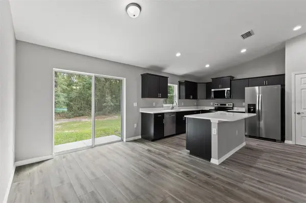 1736 W HALL PL, Citrus Springs, FL 34434