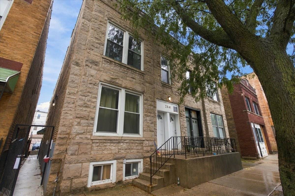 2341 W Montana ST #1R, Chicago, IL 60647